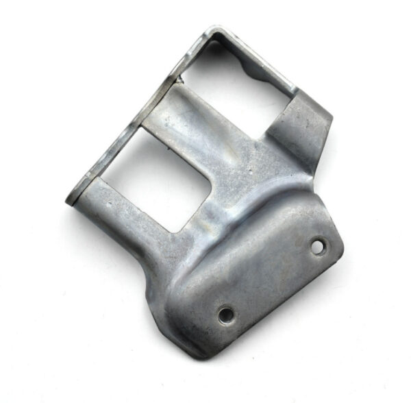 A6510981639 - NEW MB SPRINTER W906 VACUUM TANK BRACKET A6510981639 ORIGINAL