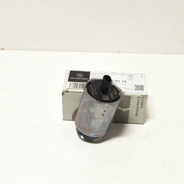 A6511800115 - NEW MERCEDES-BENZ E W212 OIL INJECTION SWITCH VALVE A6511800115 ORIGINAL