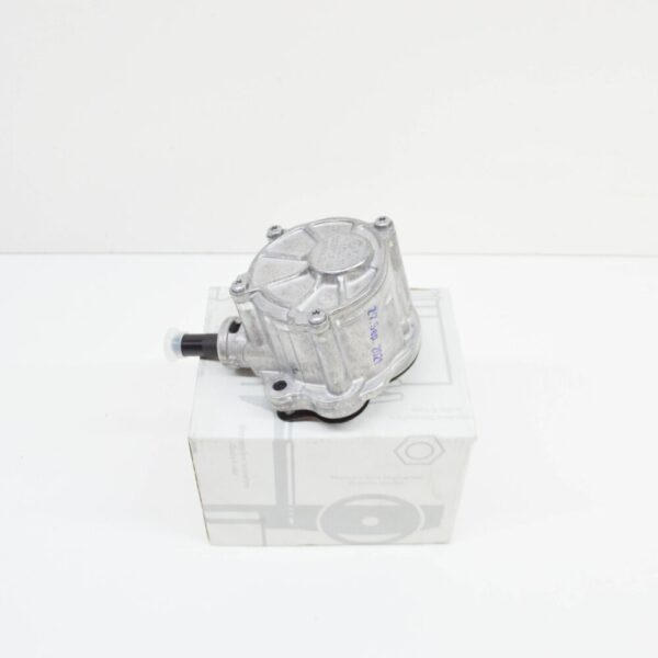 A6512300465 - NEW MERCEDES-BENZ ML W166 VACUUM PUMP A6512300465 ORIGINAL