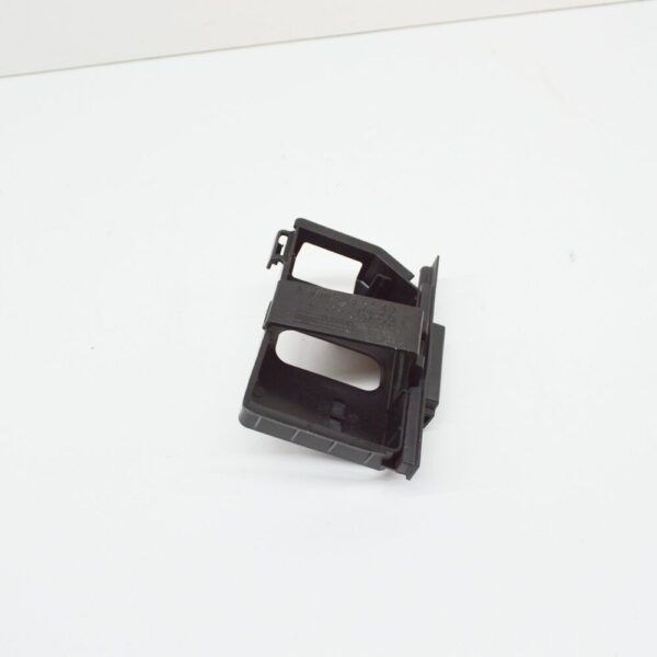 A9065401140 - NEW MB SPRINTER 906 B-PILLAR LOWER BLIND SPOT ASSIST BRACKET A9065401140