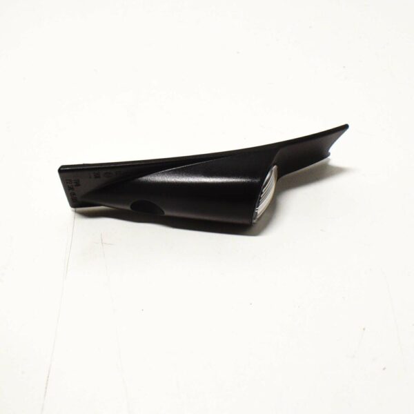 A9068200756 - NEW MB SPRINTER 906 FRONT RIGHT MARKER LIGHT A9068200756