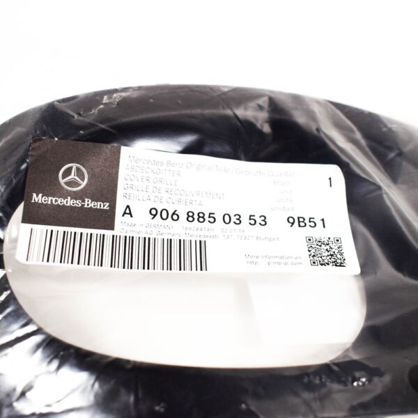 A90688503539B51 - NEW MB SPRINTER W906 FRONT RIGHT FOG LIGHT TRIM BEZEL A90688503539B51 OEM