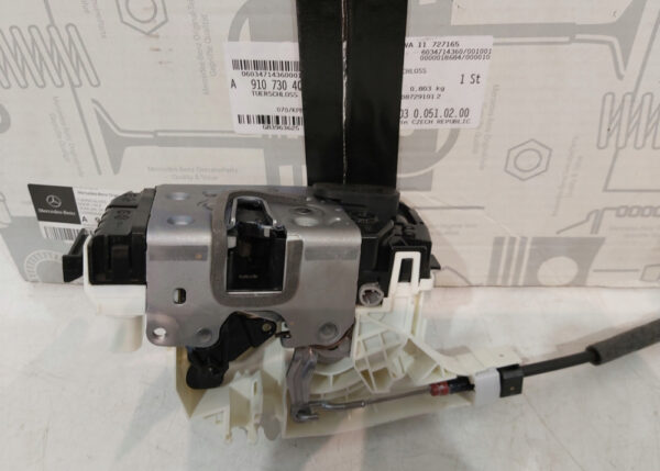 A9107304000 - NEW MERCEDES-BENZ SPRINTER W907 REAR RIGHT DOOR LOCK A9107304000 ORIGINAL