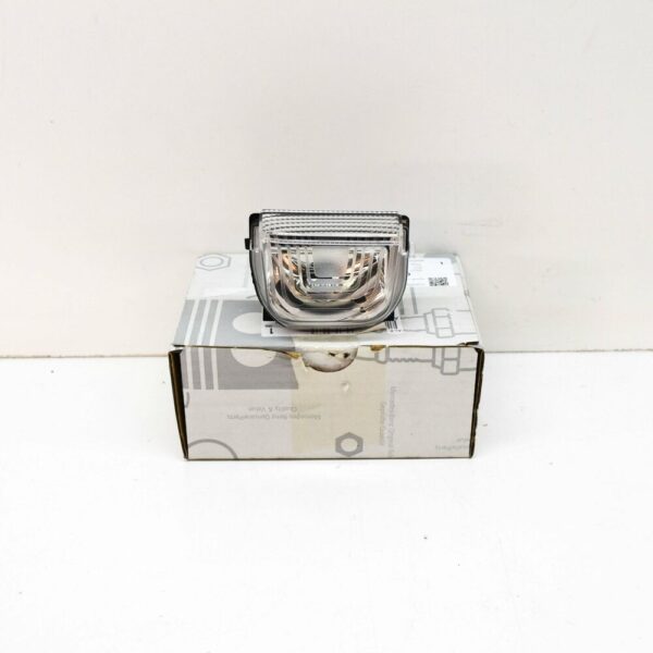 A9109064600 - NEW MB SPRINTER W910 FRONT RIGHT DOOR MIRROR TURN INDICATOR A9109064600