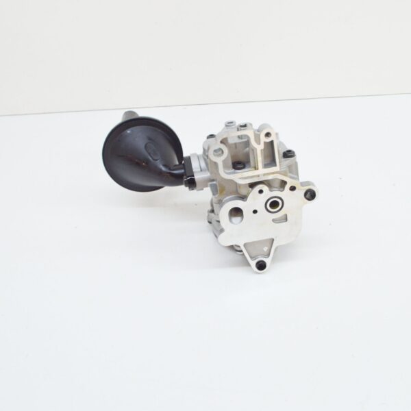 059115103BG - NEW AUDI Q7 4L OIL PUMP WITH INTEGRATED VACUUM PUMP 059115103BG ORIGINAL