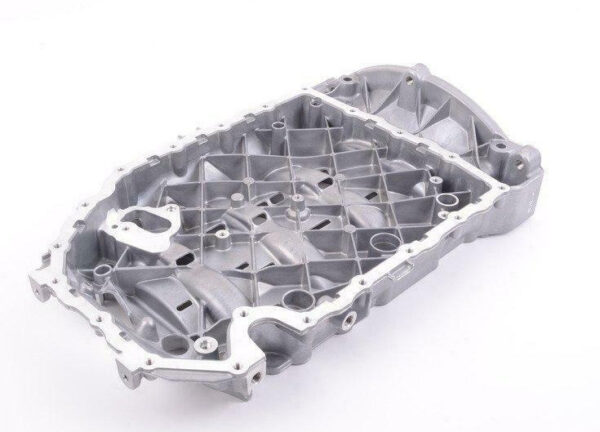 06J103603BD - NEW VOLKSWAGEN BEETLE A5 ENGINE UPPER OIL PAN 06J103603BD ORIGINAL