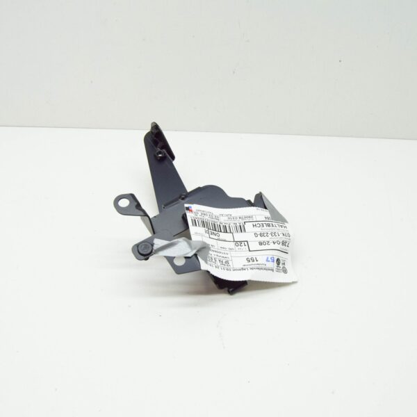 07K133239G - NEW AUDI RS3 ENGINE WATER VALVE RETAINING PLATE 07K133239G ORIGINAL