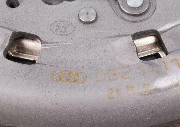 0B2141117A - NEW AUDI A4 B8 CLUTCH PRESSURE PLATE 0B2141117A