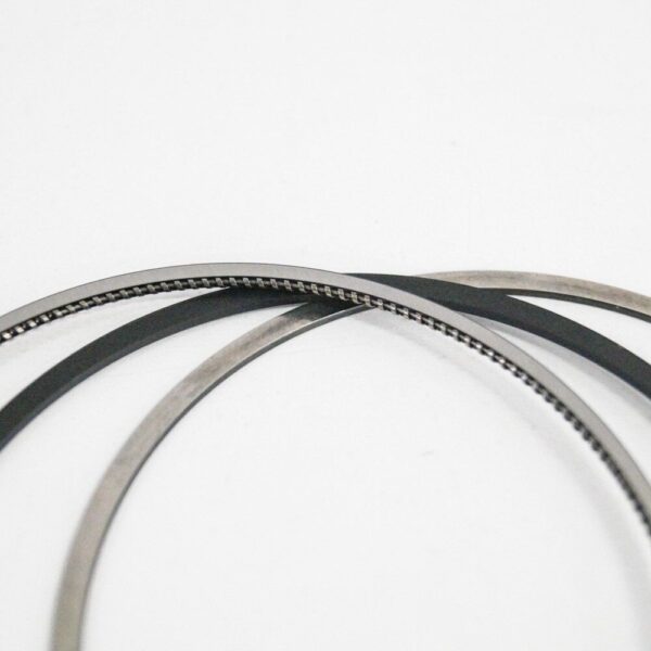 11258073574 - BMW 5 F10 M ORIGINAL Piston Repair KIT Rings 8073574 11258073574 2012