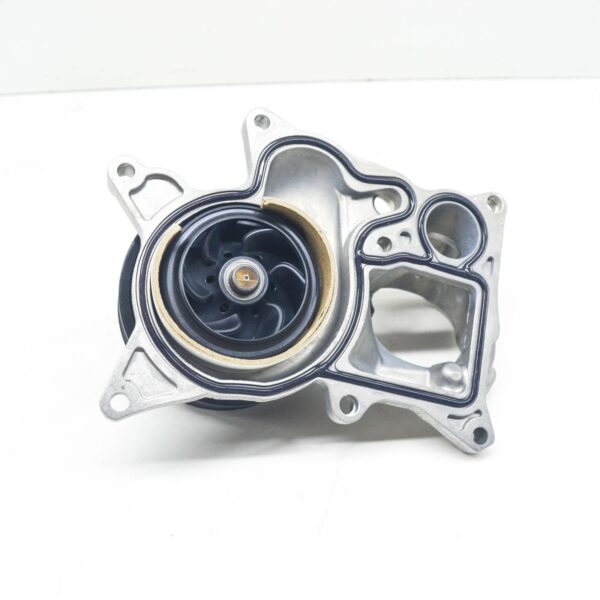 11518516205 - NEW BMW E70N E71 F01N F02N F06 F06N F07 X5 WATER PUMP 8516205 11518516205