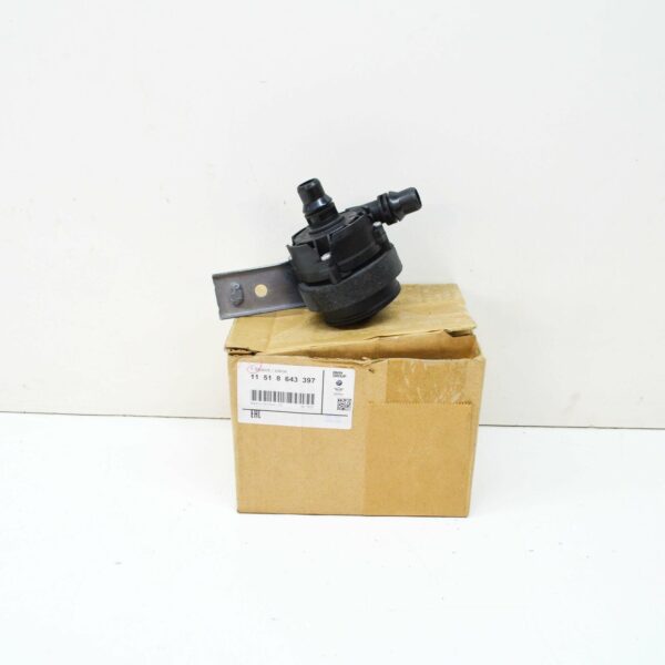 11518643397 - BMW 2 Active Tourer F45 Additional Water Pump 11518643397 ORIGINAL