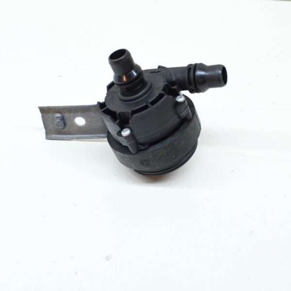 11518643397 - BMW 2 Active Tourer F45 Additional Water Pump 11518643397 ORIGINAL