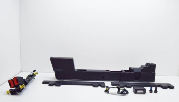 1635038880 - Peugeot 5008 MK2 seat edge finisher kit 1635038880 new original