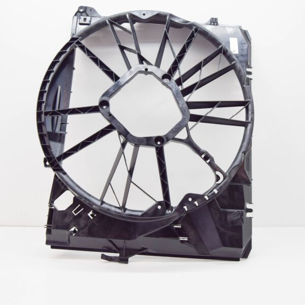 17117557814 - NEW BMW E82 E88 E90 E90N E92 E92N E93 RADIATOR FAN SHROUD 7557814 17117557814