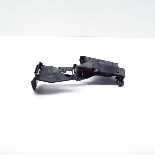 1715297 - FORD GALAXY MK2 Rear Right Door Lock Shield AM21-U266B30-AB 1715297 ORIGINAL