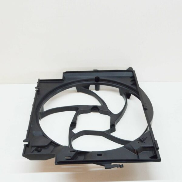 17428507692 - NEW BMW E81 E82 E84 E87 E87N E88 E90 RADIATOR FAN SHROUD 8507692 17428507692