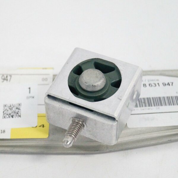 18208631947 - NEW BMW 4 F32 EXHAUST SYSTEM CENTER BRACKET 440I 18208631947 8631947