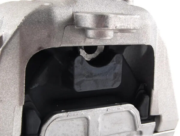 1J0199262BF - NEW VOLKSWAGEN GOLF 1K MK5 RIGHT ENGINE MOUNT BRACKET 1J0199262BF