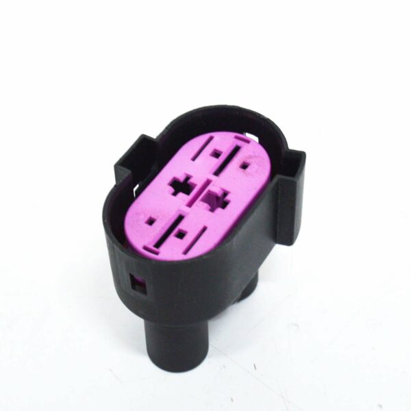 1J0906234A - NEW AUDI A6 C6 4 PIN CONTACT FLAT CONTACT HOUSING 1J0906234A ORIGINAL