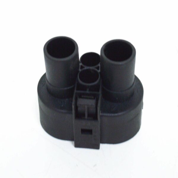 1J0906234A - NEW AUDI A6 C6 4 PIN CONTACT FLAT CONTACT HOUSING 1J0906234A ORIGINAL