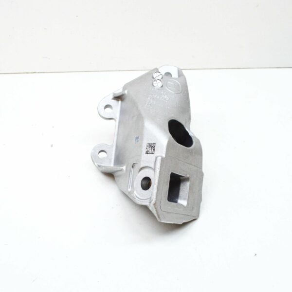 22116871208 - BMW 7 G11 G12 Right Engine Support Bracket 22116871208 ORIGINAL