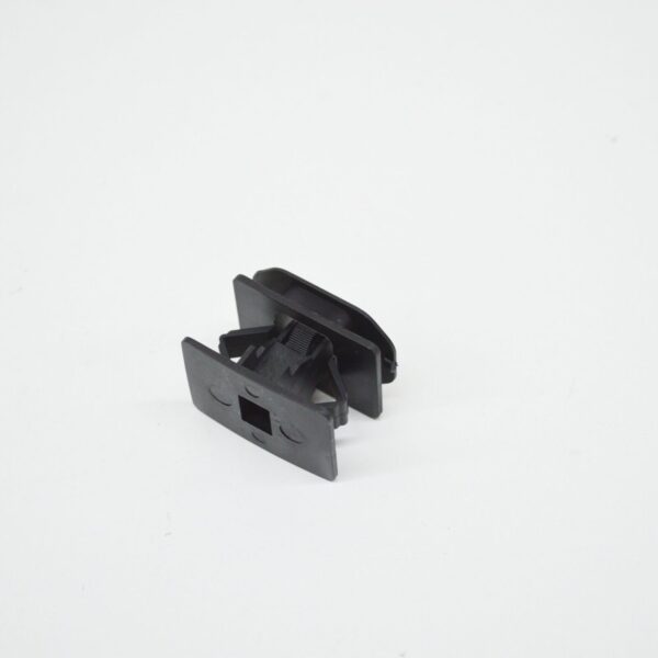 2451145 - FORD MONDEO MK5 Body Side Panel Lower Moulding Retainer 2451145 ORIGINAL