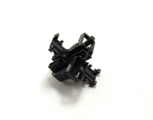 3B0972722 - NEW AUDI A1 MK1 FLAT CONTACT HOUSING 4 PIN BLACK 3B0972722 ORIGINAL