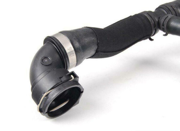 3C0122101GJ - NEW VOLKSWAGEN CC RADIATOR UPPER COOLANT HOSE 3C0122101GJ