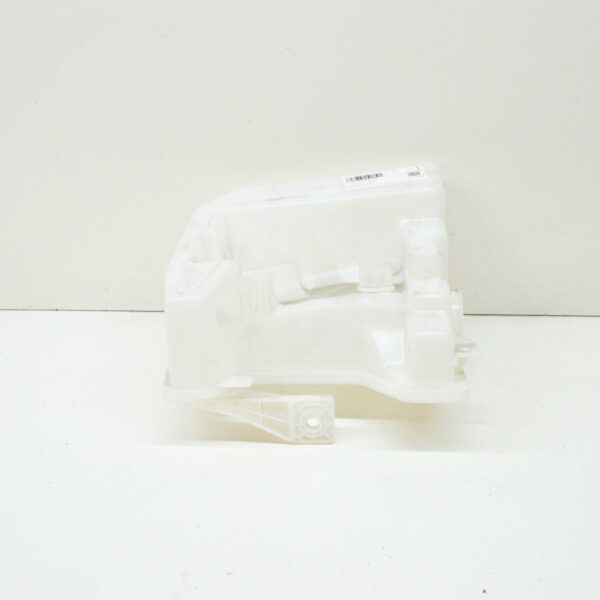 3C8955453B - NEW VOLKSWAGEN PASSAT CC 3C WINDSHIELD WASHER RESERVOIR TANK 3C8955453B