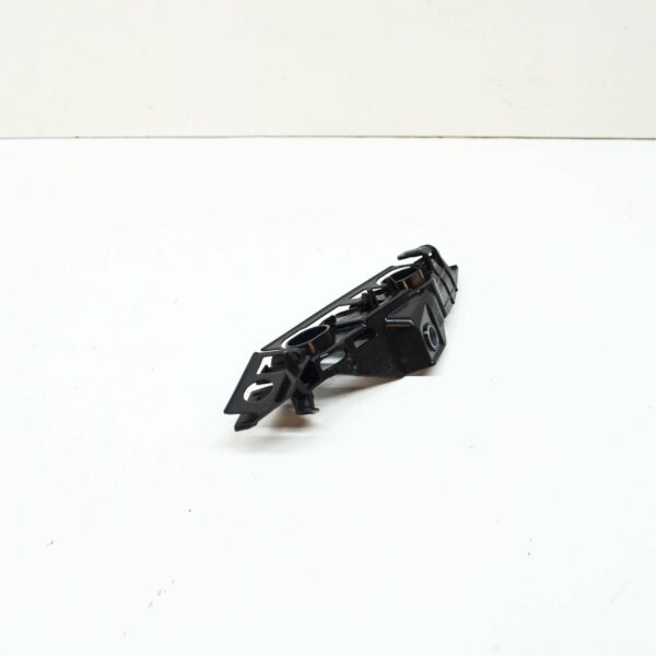 3G0807049B - NEW VW PASSAT GTE 4MOTION B8 FRONT LEFT BUMPER BRACKET HOLDER 3G0807049B