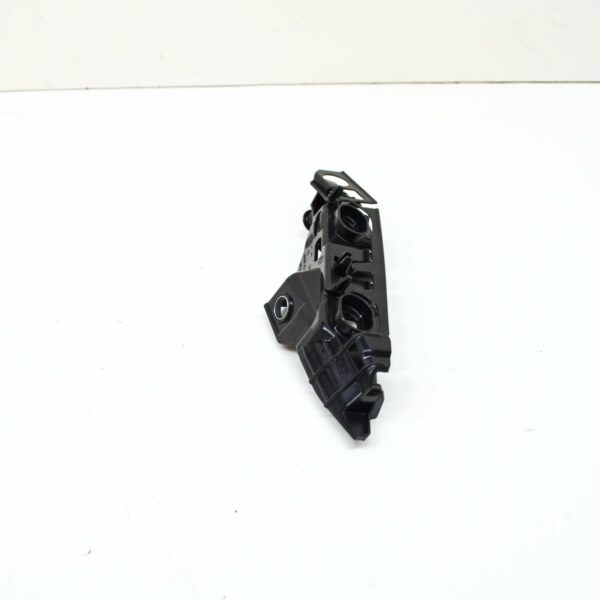3G0807049B - NEW VW PASSAT GTE 4MOTION B8 FRONT LEFT BUMPER BRACKET HOLDER 3G0807049B