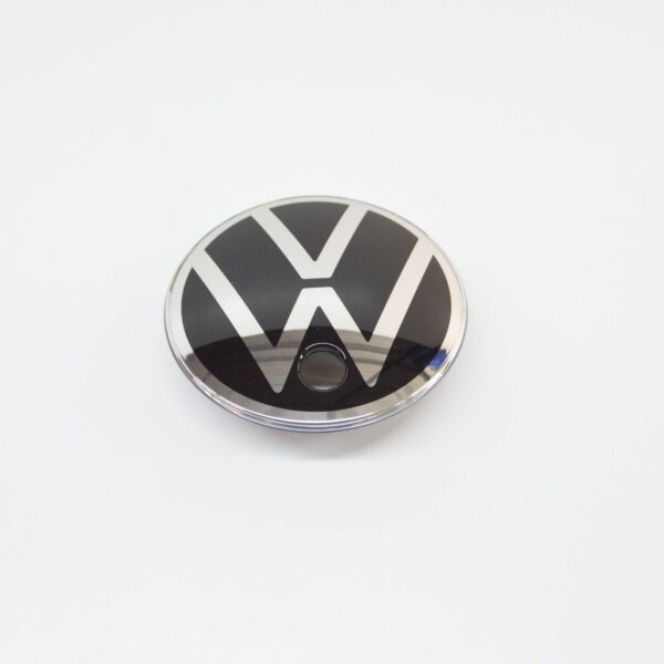 3G7853600CDPJ - NEW VW ARTEON FRONT RADIATOR GRILLE EMBLEM BADGE 3G7853600CDPJ ORIGINAL