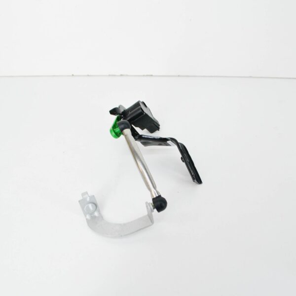 3Q0412521A - NEW VOLKSWAGEN PASSAT 3G FRONT LEFT HEIGH LEVEL SENSOR W POLE 3Q0412521A