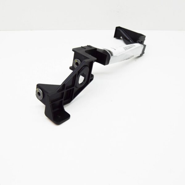 3V0805307A - NEW SKODA SUPERB MK3 FRONT PANEL LEFT COUPLING ELEMENT 3V0805307A ORIGINAL