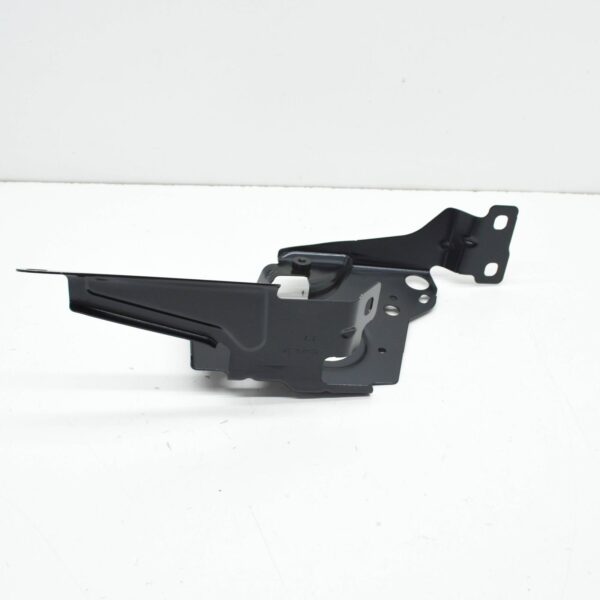 41008082032 - NEW BMW M4 COUPE G82 FRONT RIGHT FENDER HOLDER 41008082032 8082032