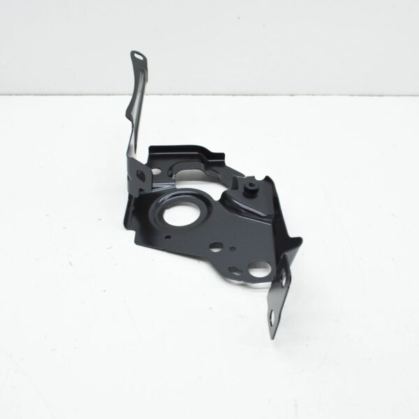 41008082032 - NEW BMW M4 COUPE G82 FRONT RIGHT FENDER HOLDER 41008082032 8082032