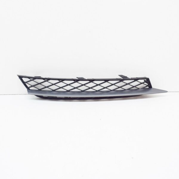 420807205MI7 - NEW AUDI R8 42 FRONT BUMPER RIGHT TOW EYE COVER 420807205MI7 ORIGINAL