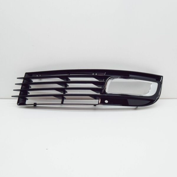 4E0807679A - NEW AUDI A8 D3 4E FRONT BUMPER LEFT FOG LIGHT GRILLE 4E0807679A ORIGINAL