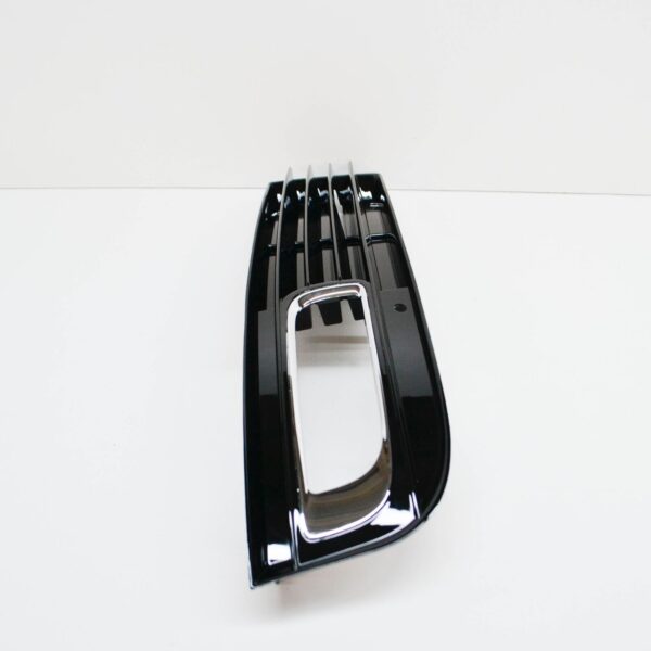 4E0807680B - NEW AUDI A8 D3 FRONT BUMPER RIGHT GRILLE 4E0807680B