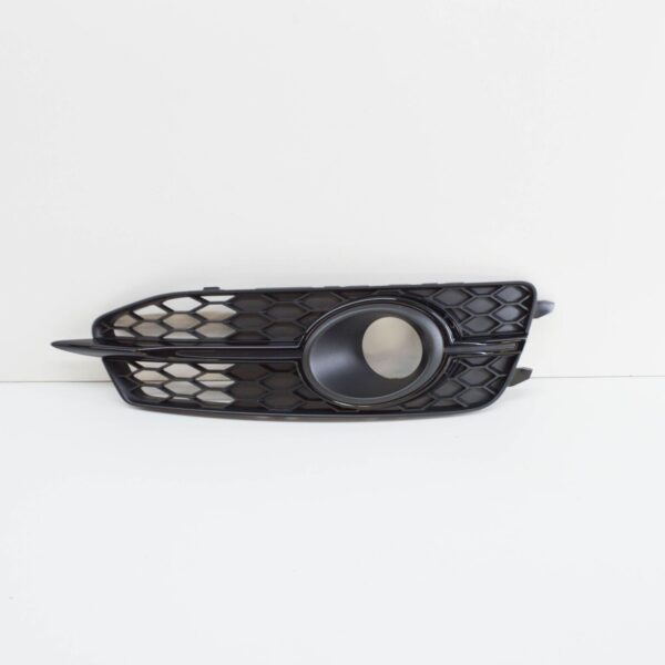 4G0807682KBMT - AUDI A6 C7 Front Right Fog Grille 4G0807682KBMT ORIGINAL
