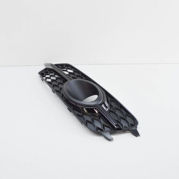 4G0807682KBMT - AUDI A6 C7 Front Right Fog Grille 4G0807682KBMT ORIGINAL