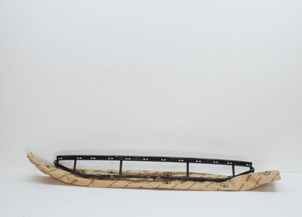 4KE8076479B9 - NEW AUDI E-TRON SPORTBACK GEA FRONT BUMPER CENTER LOWER GRILLE 4KE8076479B9