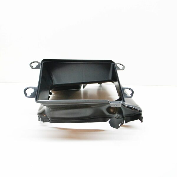 4M0121333D - NEW AUDI Q7 4M LEFT OUTER AIR GUIDE 4M0121333D