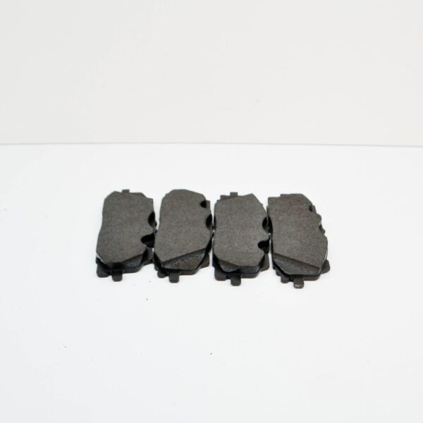 4M0698151BK - NEW AUDI A4 B9 FRONT WHEEL BRAKE PAD SET 4M0698151BK ORIGINAL