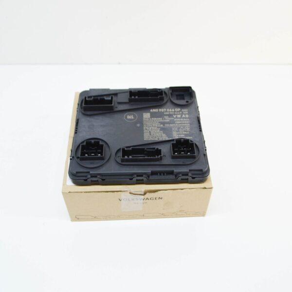 4N0907064DP - NEW AUDI Q5 80A COMFORT CENTRAL ELECTRONIC CONTROL UNIT 4N0907064DP ORIGINAL