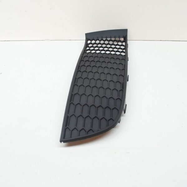51117903676 - BMW 7 F01 Front M Bumper Lower Right Grille 51117903676 7903676 2015 ORIGINAL