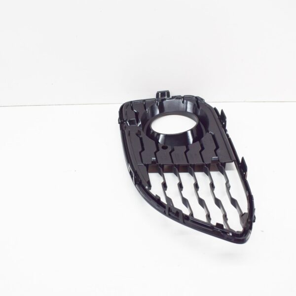 51118060282 - NEW BMW 1 F20 FRONT M BUMPER FOG LIGHT GRILLE RIGHT 51118060282 8060282