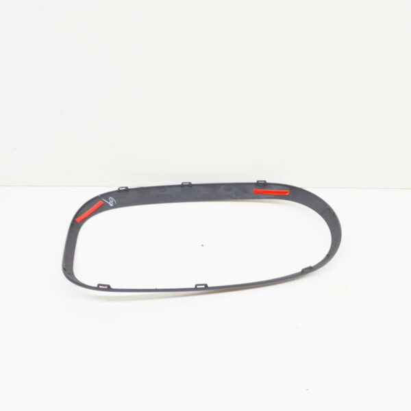 51132296300 - NEW MINI COUNTRYMAN R60 REAR RIGHT TAILLIGHT SURROUND TRIM 51132296300
