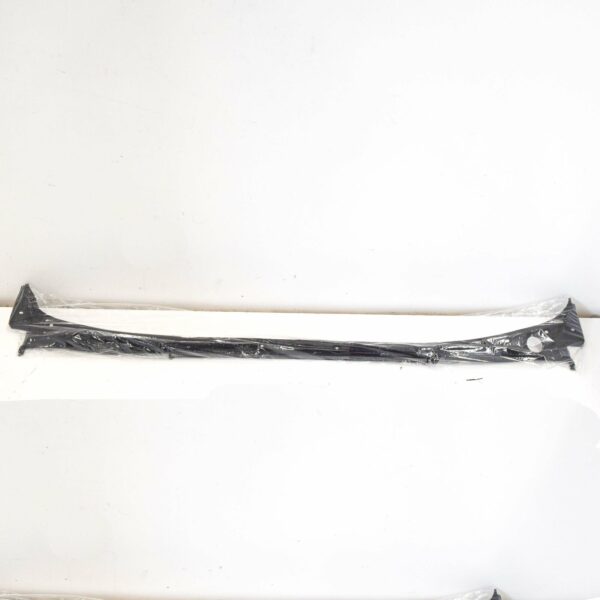 51718125477 - BMW 7 E38 Front Windshield Cowl Cover 51718125477 8125477 ORIGINAL