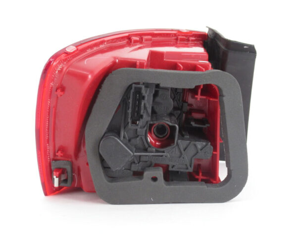 5C6945096D - NEW VW JETTA A6 REAR RIGHT OUTER TAILLIGHT 5C6945096D